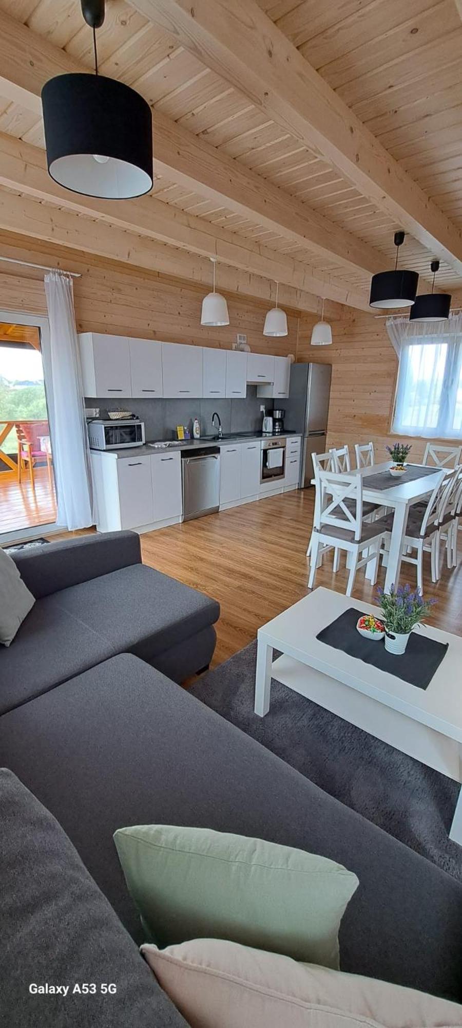 Appartement Sloneczne Wzgorze à Lubrza  Extérieur photo
